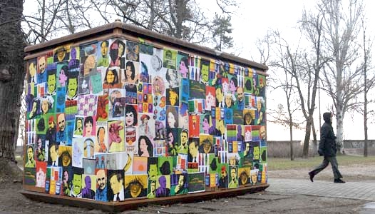 warholos pop art trafó a szegedi street artosok keze nyomán